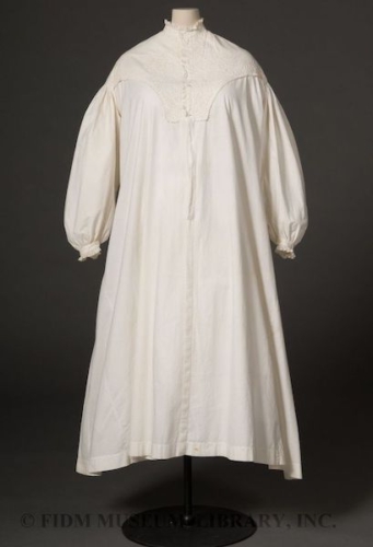 Nightgown, 1850s, FIDM Museum