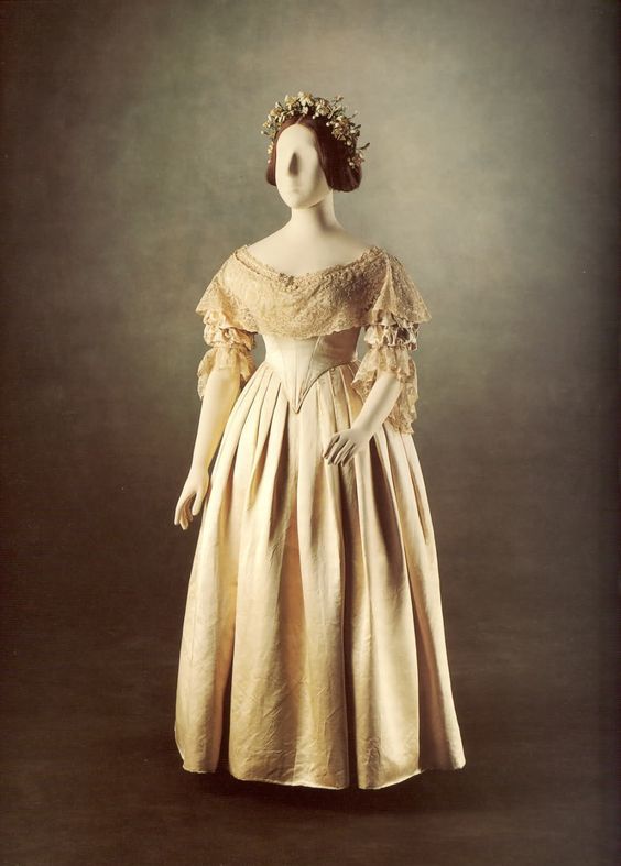 Queen Victoria's wedding dress, Museum of London, via lamodeillustree.livejournal.com