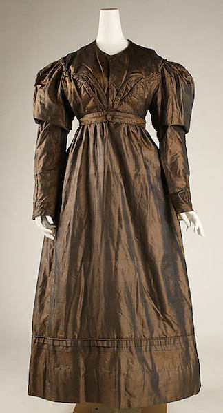 Walking dress, 1821-23, Metropolitan Museum of Art