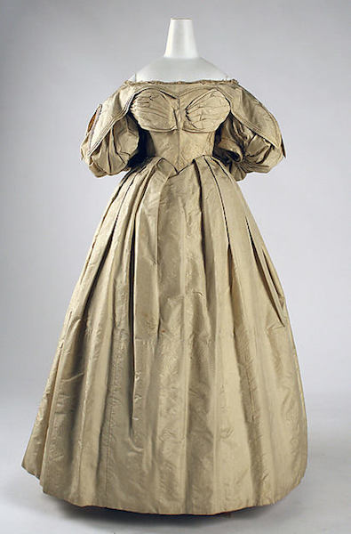 Dress, 1831-4, Metropolitan Museum of Art