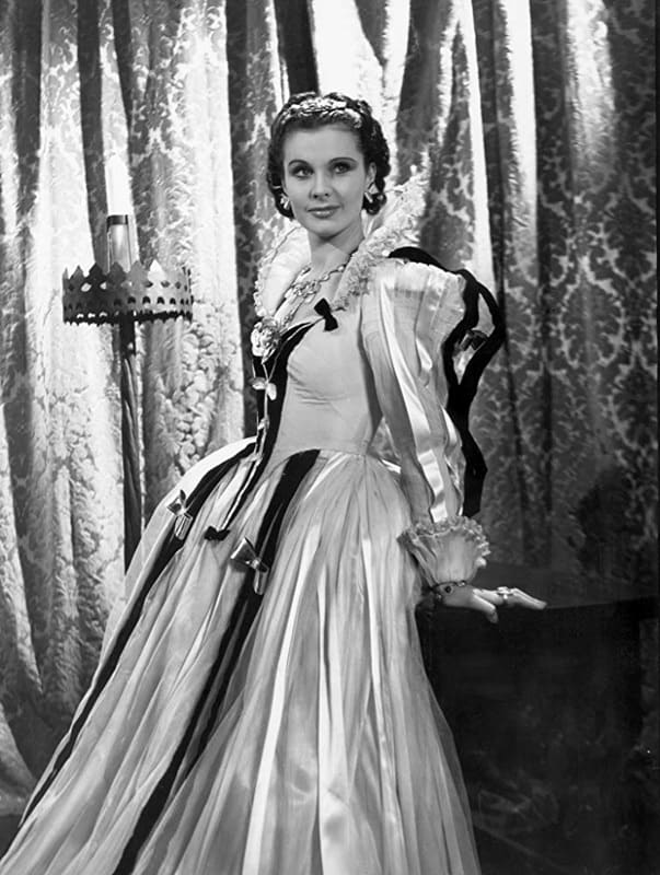 Fire Over England (1937) - Vivien Leigh - rose gown