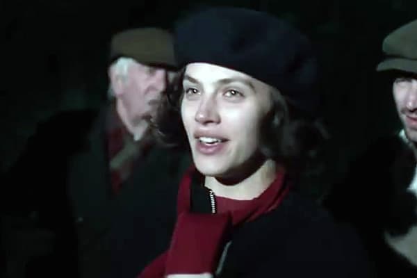Jessica Brown Findlay, The Guernsey Literary and Potato Peel Pie Society (2018)
