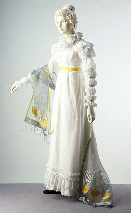 1818 - English dress at the V&A Museum
