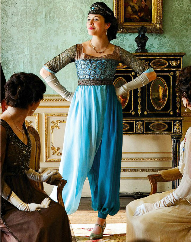 Lady Sybil, the rebel!