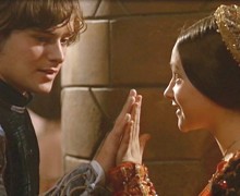 Romeo and Juliet (1968) costume review
