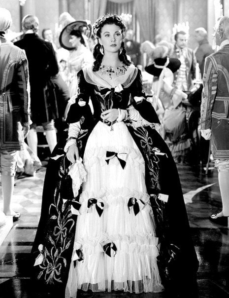 Vivien Leigh & Laurence Olivier in "That Hamilton Woman" (1941)