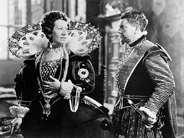 Leslie Banks in Fire Over England (1937)