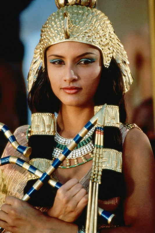 1999 Cleopatra Leonor Varela