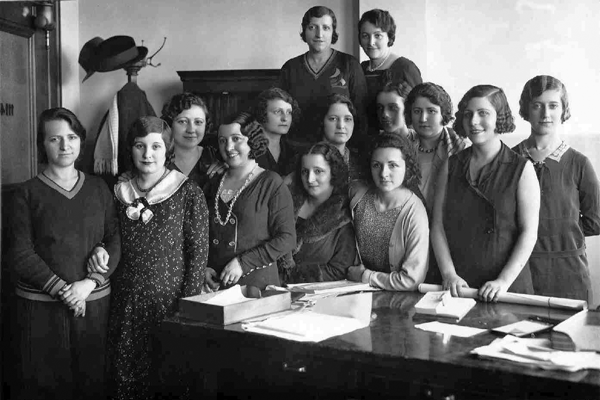 Telefónica staff, 1920s.