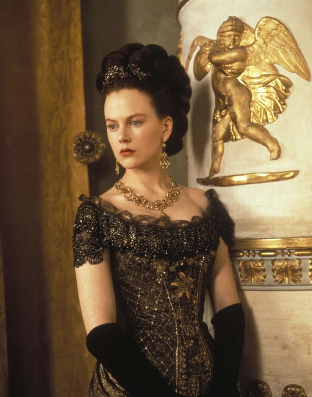 The Portrait of a Lady (1996) - Isabel - ballgown