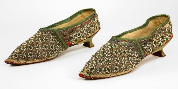 Shoes, linen with gold and beetle wing embroidery, 1790s, Bata Shoe Museum