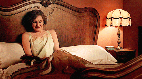 Downton Abbey - Edith - bed