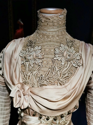 Glamour: Famous Gowns of the Silver Screen Exhibit, Part 3
