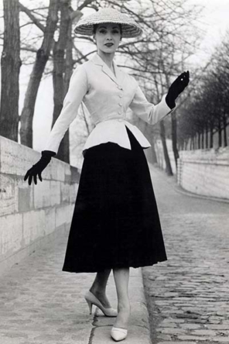 Christian Dior’s bar suit 1947