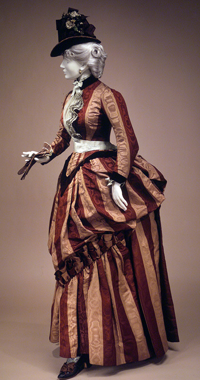 1888 - Worth bustle dress at Met Museum