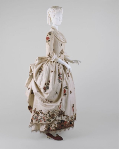 Robe a la polonaise, c 1780, Met Museum